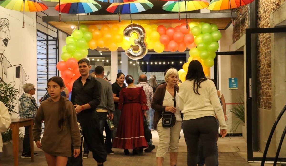 La Vieja Terminal celebró su tercer aniversario junto a una gran cantidad de vecinos