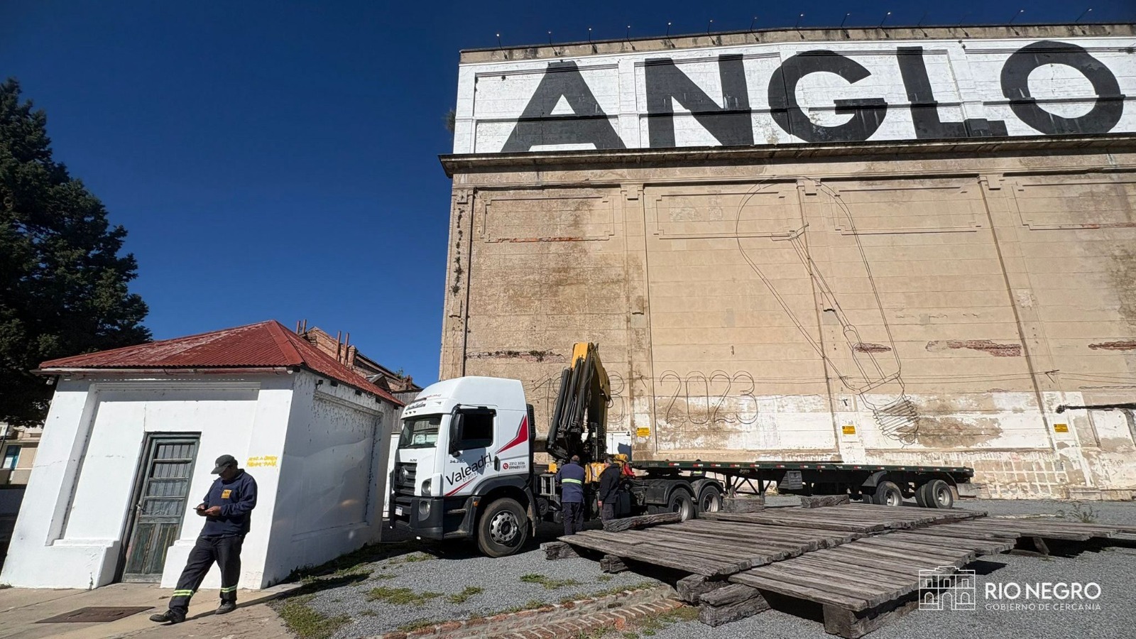 Se reinician las obras de recuperación del muelle histórico del Anglo